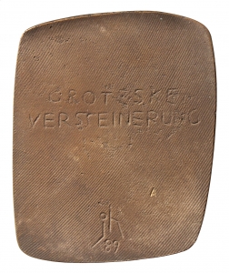 Henke, Johannes: Groteske Versteinerung